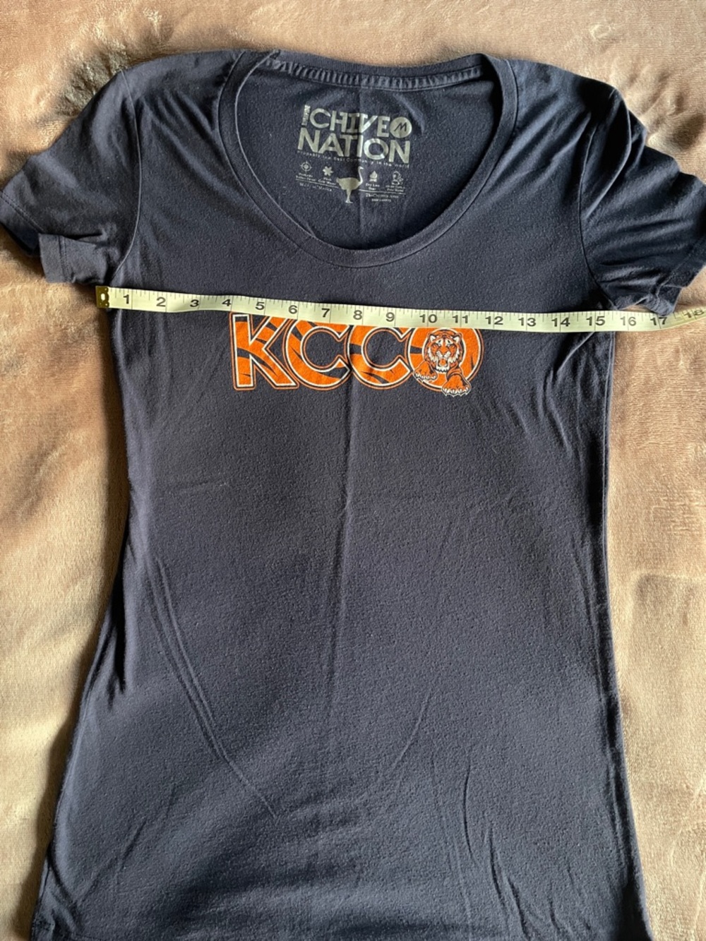Women's Navy Detroit Tigers KCCO Graphic Tee - Picture 4 of 8